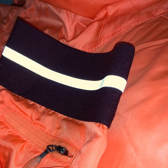 Under Armour Women Storm Jacket - Picture 8 of 8